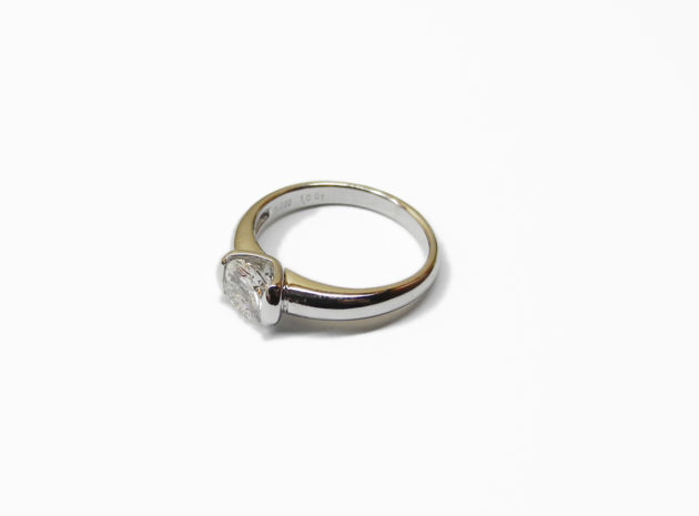 ダイヤ　1カラット　１キャラット　1ｃｔ　リング　指輪　シンプル　フラット