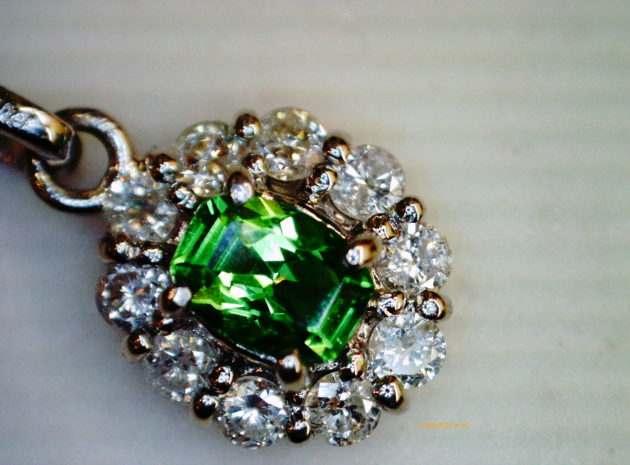 グリーンガーネット 取り巻き ネックレス ツァボライト プチネック 福岡