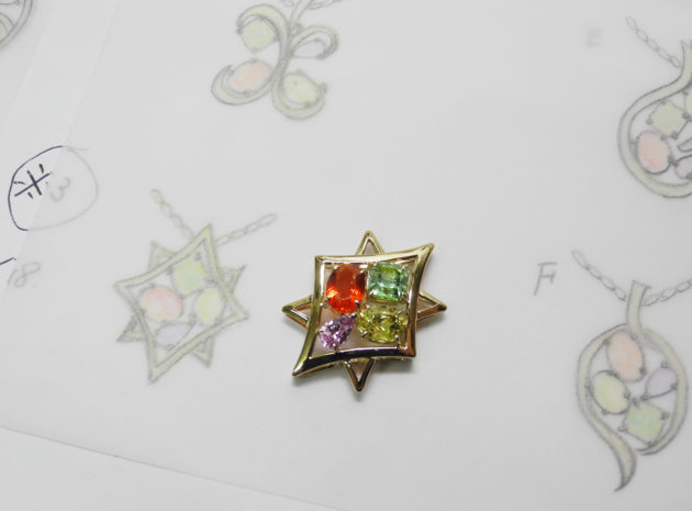 オーダーメイド　ゴールド　ペンダント　福岡市　福岡　トルマリン　マリガーネット　ピンクスピネル　ファイヤーオパール