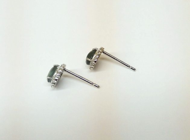 アレキサンドライトキャッツアイ　取り巻き　ピアス　プラチナ　アレキキャッツ　アレキサンドライト　アレキ　福岡　福岡市