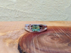 ミントガーネット　１CT　１カラット　ミント　ガーネット　福岡　指輪　リング　プラチナ　メンズ　マニッシュ