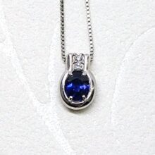 サファイア　９月の誕生石　ネックレス　プチネック　宝石　ブルーサファイア　福岡　シンプル